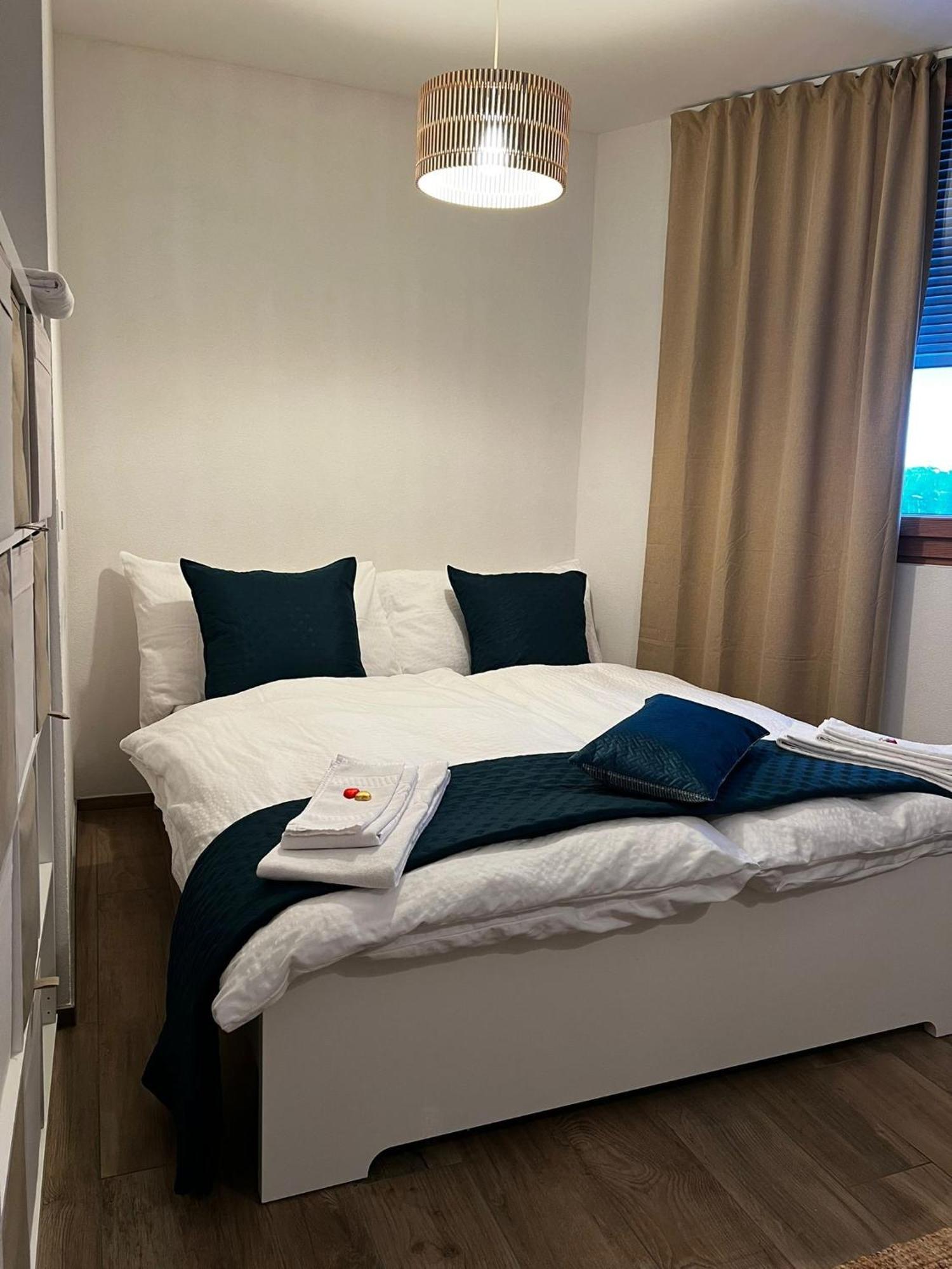 Hotel De Charme La Poste Anzere ภายนอก รูปภาพ