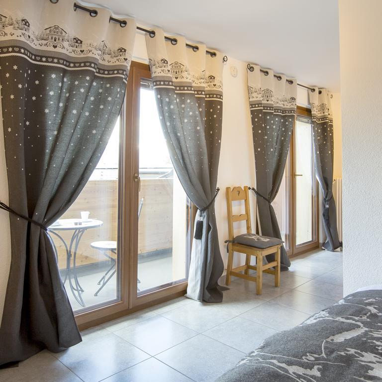 Hotel De Charme La Poste Anzere ภายนอก รูปภาพ