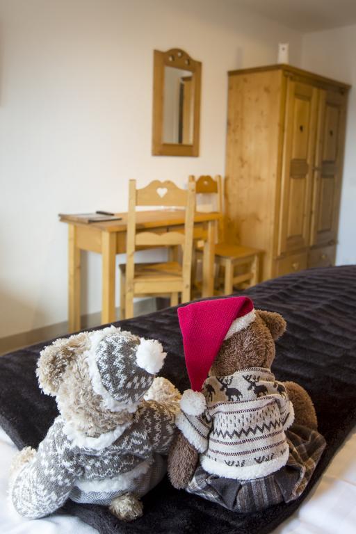 Hotel De Charme La Poste Anzere ภายนอก รูปภาพ